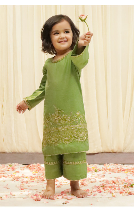 Green Outfit